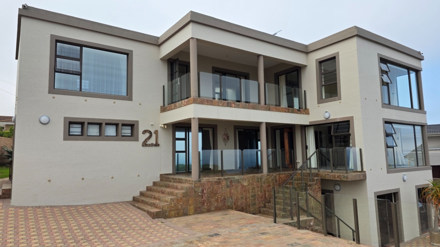4 Bedroom Property for Sale in Dana Bay Western Cape